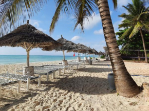 Waikiki Resort Zanzibar